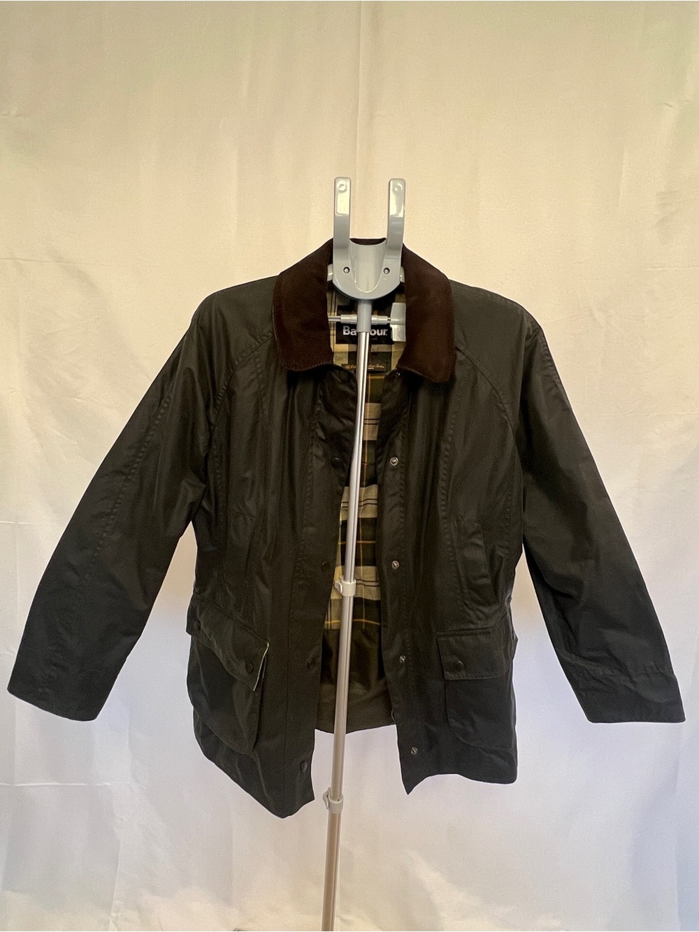 Barbour Olive Green Beadnell Wax Jacket with Brown Corduroy Collar